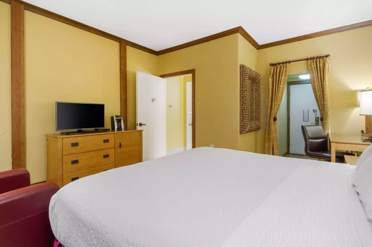 Inn Marin And Suites, Ascend Hotel Collection Novato Exterior foto